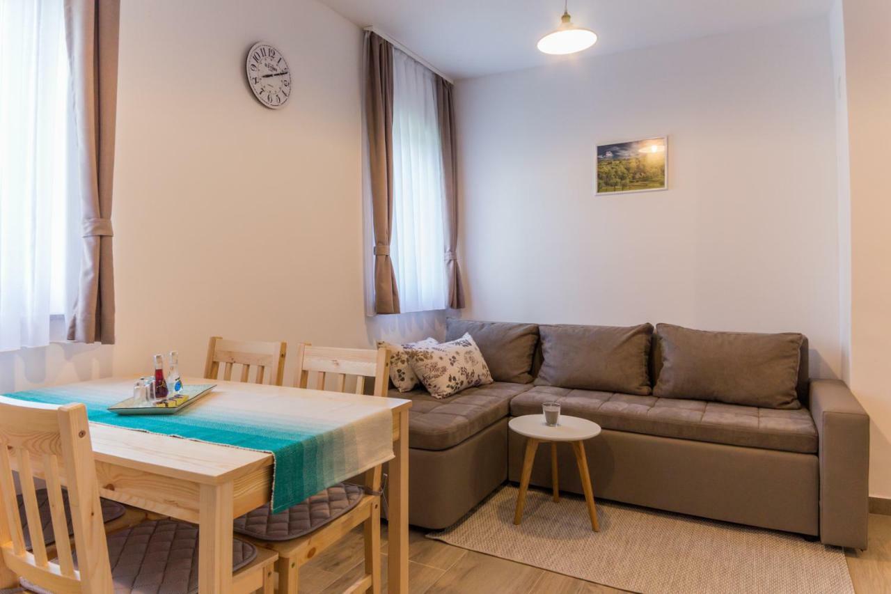 Holiday Home, Apartman Obajdin Slunj Esterno foto